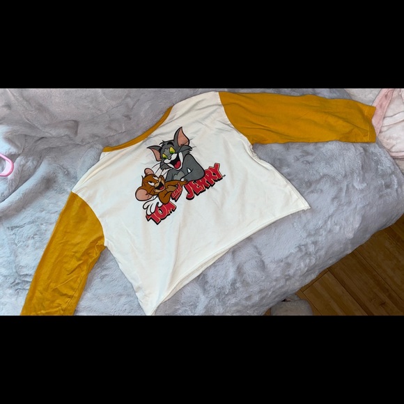 Tom and Jerry Crop Top - Picture 1 of 5